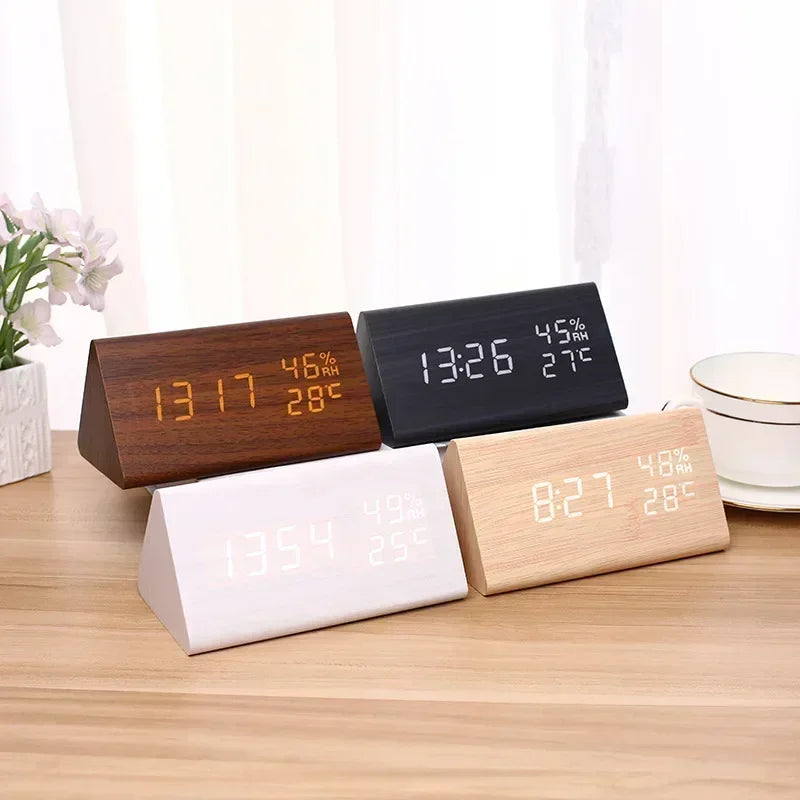 Minimal LED Digital Clock, view 3